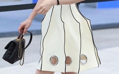 打女生光屁屁的图片